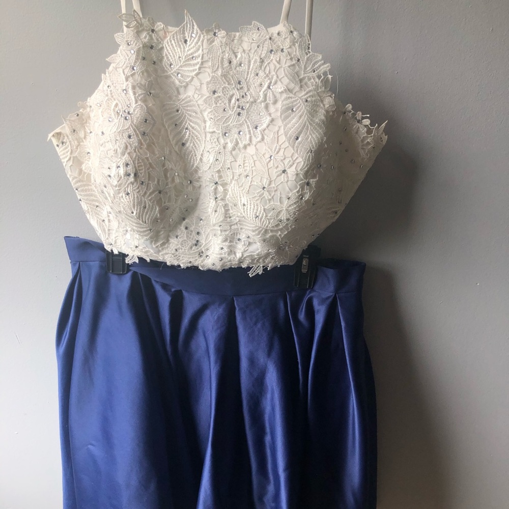 Semi dress